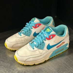 Nike Air Max 90 Size 6.5Y